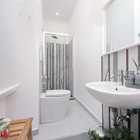 2br 2ba Historic Center, Metro - Comfort, Quiet Roma