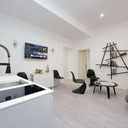 Daire 2br 2ba Historic Center, Metro - Comfort, Quiet Roma