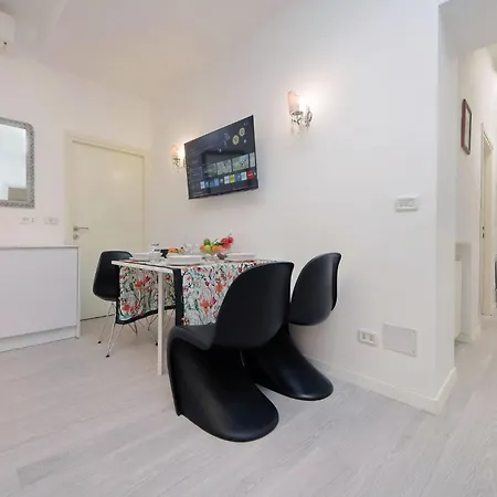 Daire 2br 2ba Historic Center, Metro - Comfort, Quiet Roma